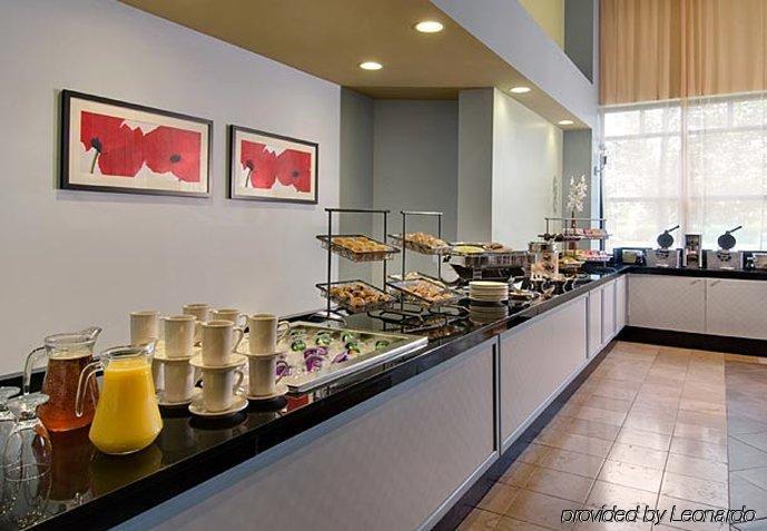 Hotel Springhill By Marriott Chicago Oakbrook Area 3*